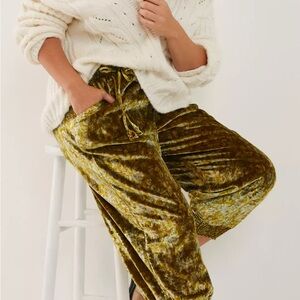 Anthropologie Gloria Velvet Floral Jogger/Lounge Pant XS